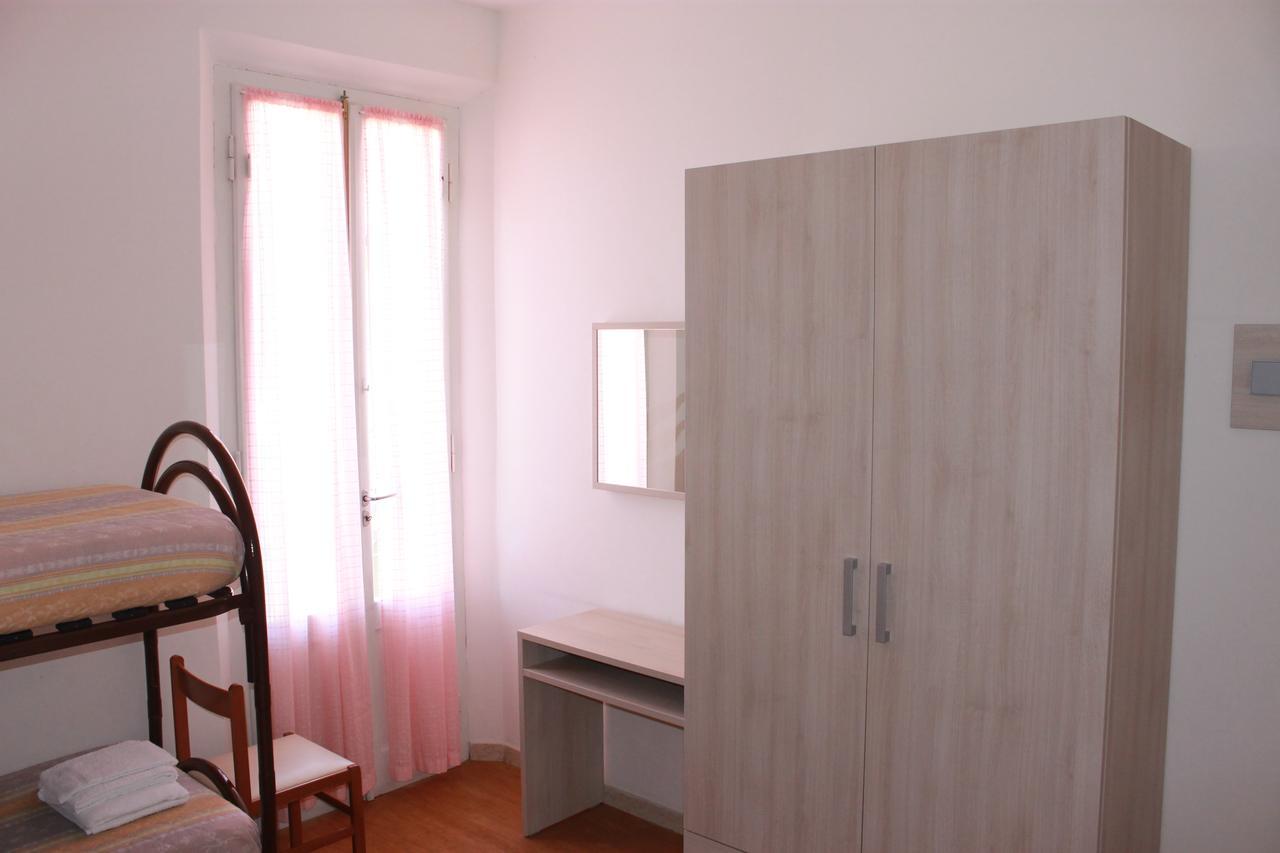 Hotel Susanna Rimini Rum bild