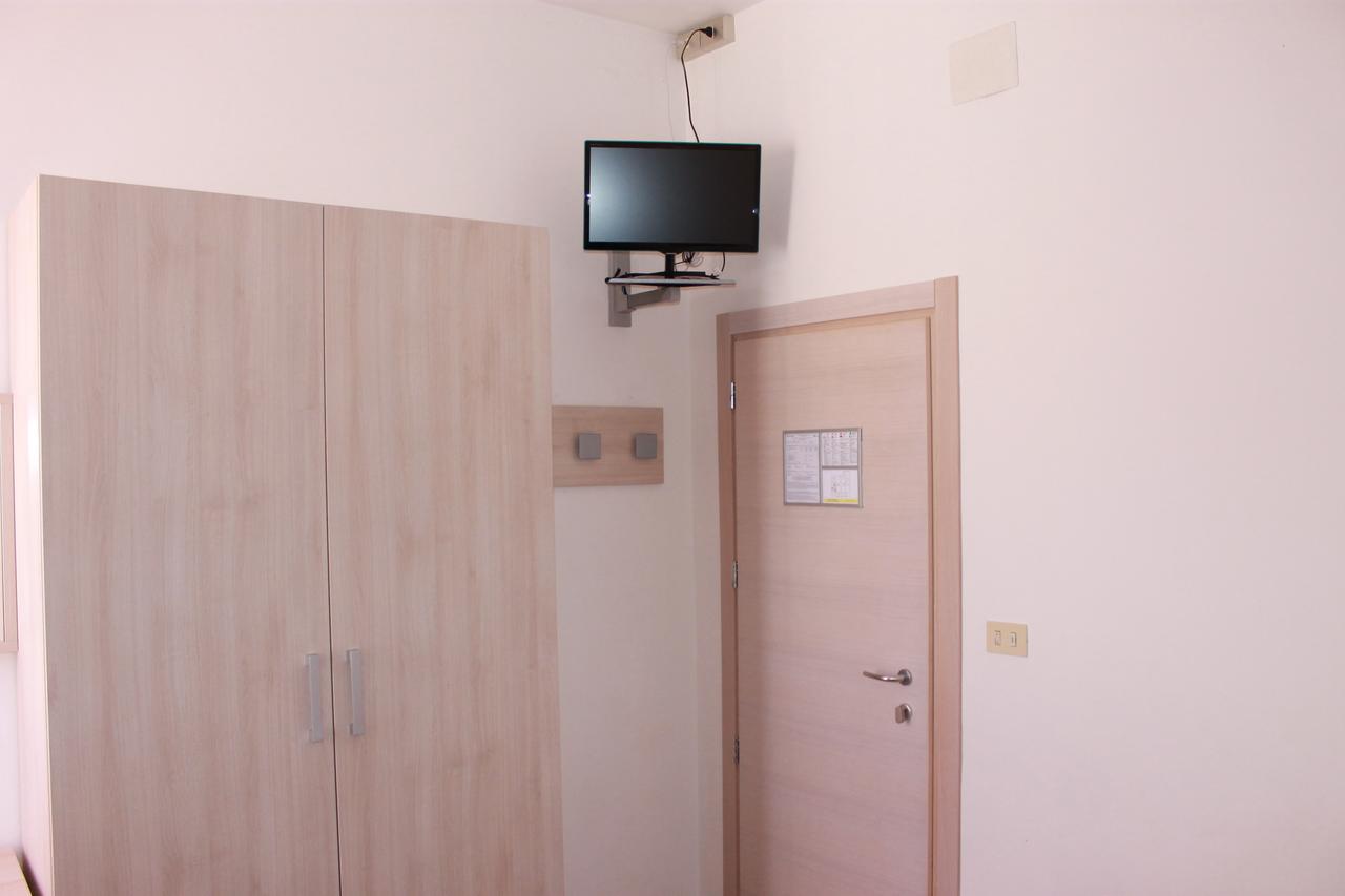 Hotel Susanna Rimini Rum bild